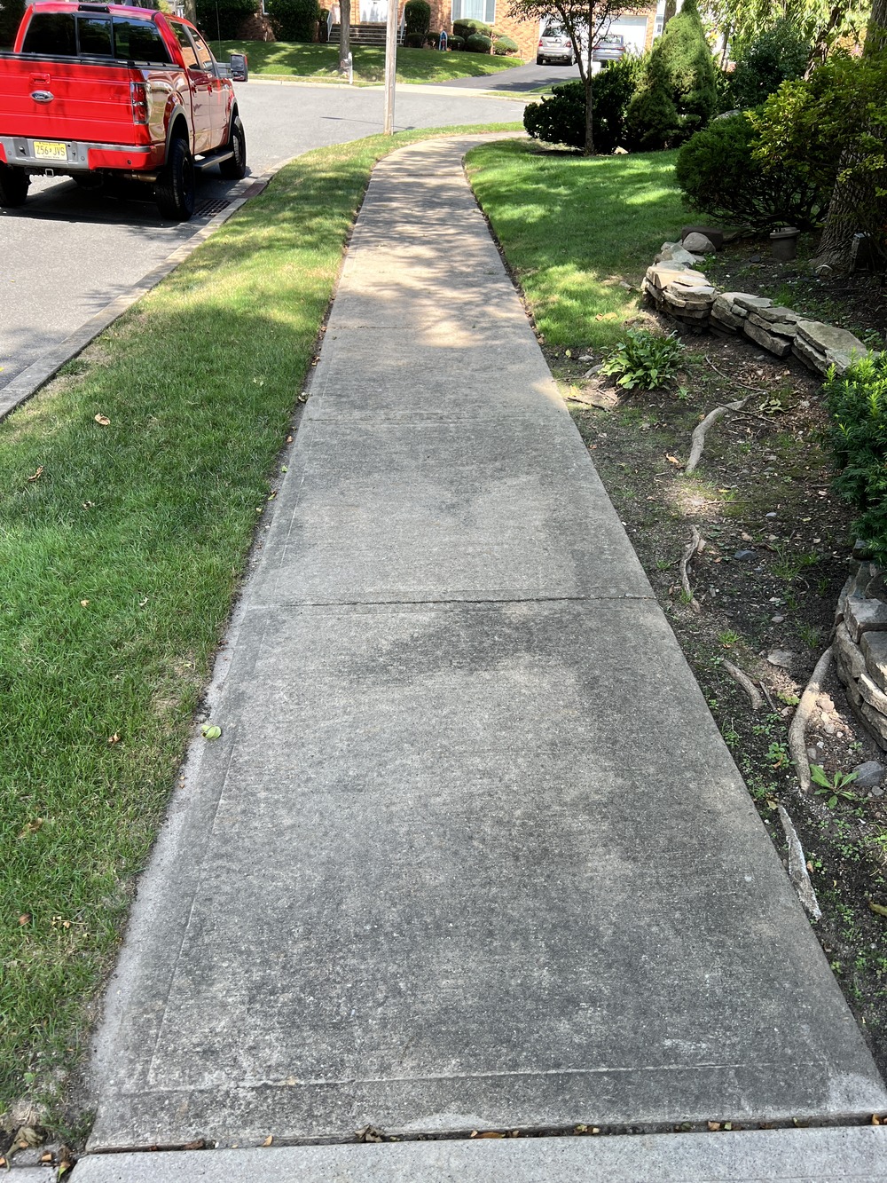 Sidewalk cleaning in Paramus, NJ
